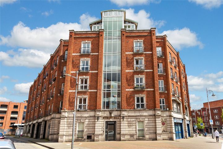 95 Stewart Hall, Ryders Row, Capel Street, Dublin 1, D01WK88