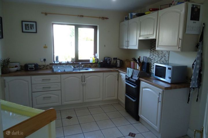 Esker Avenue, Ardkeen Village, Waterford, Waterford City Centre, Co. Waterford