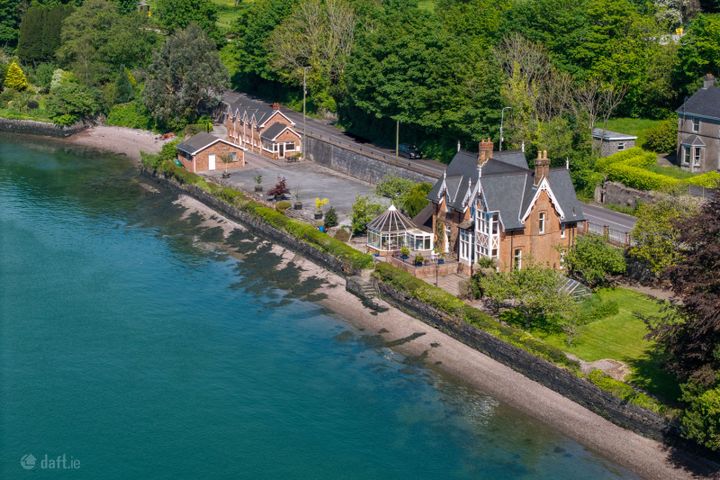 Riverview House, Rushbrooke, Cobh, Co. Cork, P24V455