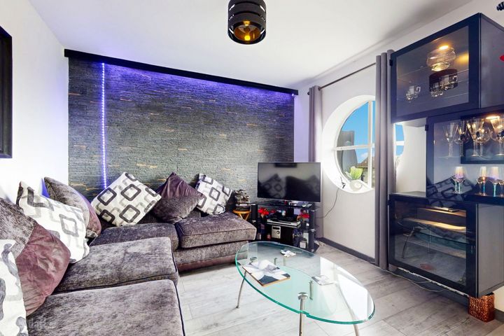 18 Stationcourt Way, Coolmine, Dublin 15, D15DW25 - Photo 2