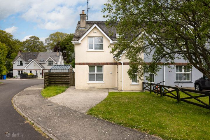 18 Meadow Park, Monamolin, Gorey, Co. Wexford, Y25CR68
