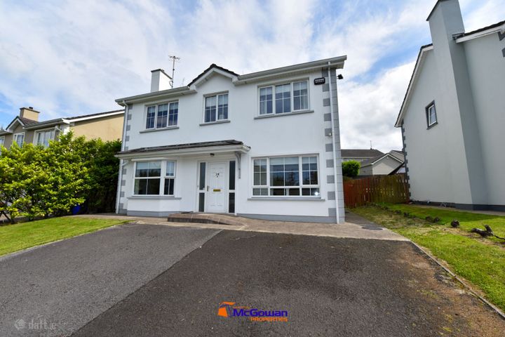 28 Lawnsdale, Navenny, Ballybofey, Ballybofey, Co. Donegal, F93YV61