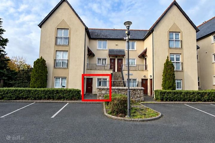 3 Clarissa, The Courtyard, Newtownforbes, Co. Longford