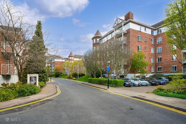 152 The Sweepstakes, Ballsbridge, Dublin 4