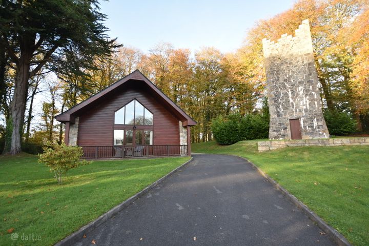 7 The Woodlands, Mount Falcon, Ballina, Co. Mayo, F26V3K2