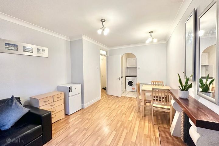 109 Parnell Street, Dublin 1