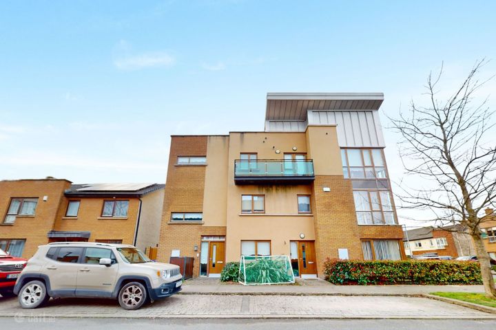 10 The Paddocks Walk, Adamstown, Lucan, Dublin