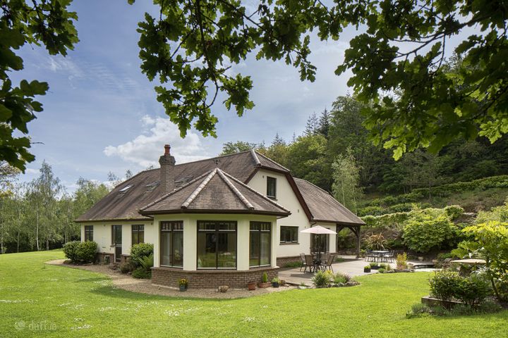 Holly Lodge, Ballymacahara, Ashford, Wicklow