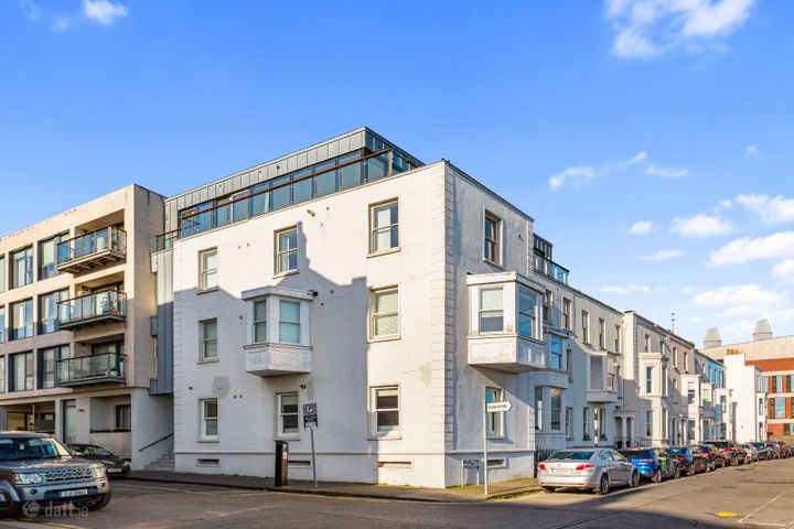 22 Adelaide House, 7/8 Haddington Terrace, Dun Laoghaire, Co Dublin, A96DF7Y