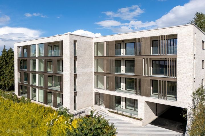 Kilbride Lodge, Kilbride Lodge, Castleknock Village, Castleknock, Dublin 15