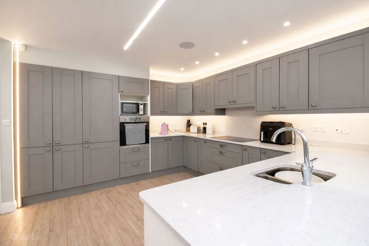 Parkwood Avenue, Dublin 24, Oldbawn, Dublin 24