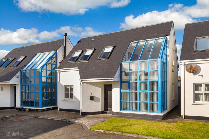 2 Coastview Cottages, Laytown, Co. Meath, A92A0E6
