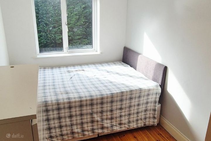 Royston Village, Dublin 12, Kimmage, Dublin 12