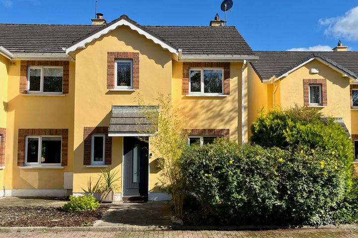 7 Lakeshore Marina, Clarisford, Killaloe, Co. Clare, V94H96F