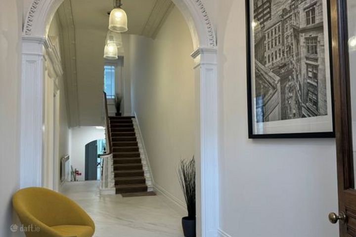 13 Merrion Square, Dublin 2