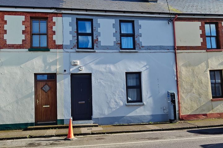 2 Hoffmans Terrace, Basin Road, Tralee, Co. Kerry, V92YRF3