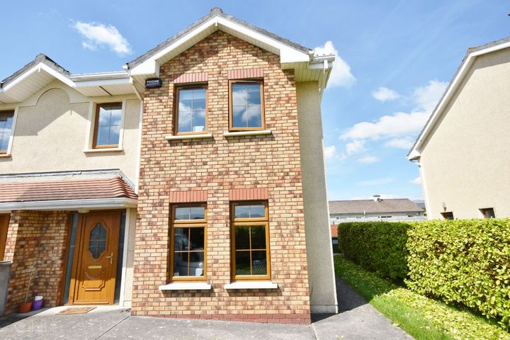15 Lee Drive, Ballinorig, Tralee, Co. Kerry, V92XK7T