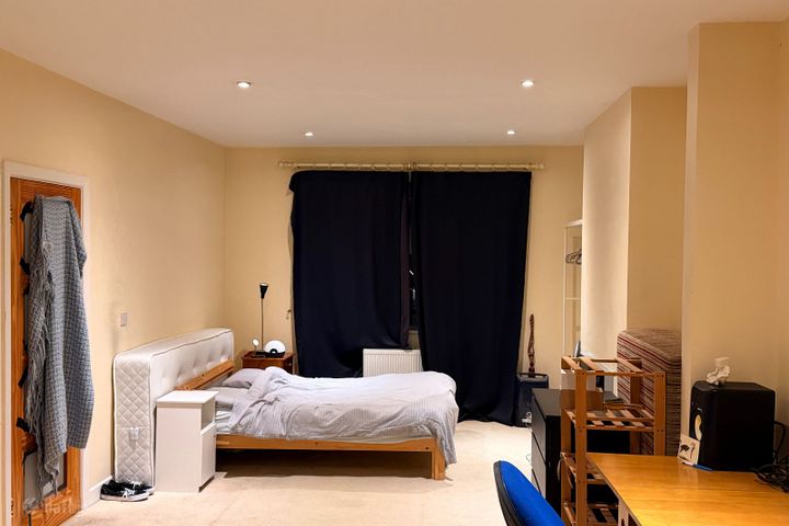 15 Goatstown Road, Dublin 14, Goatstown, Dublin 14