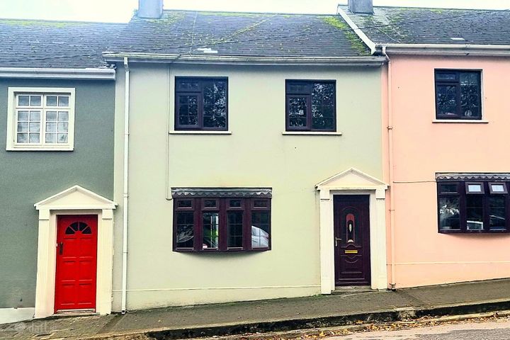 3 Emmet Row, Bandon, Co. Cork, P72VK68