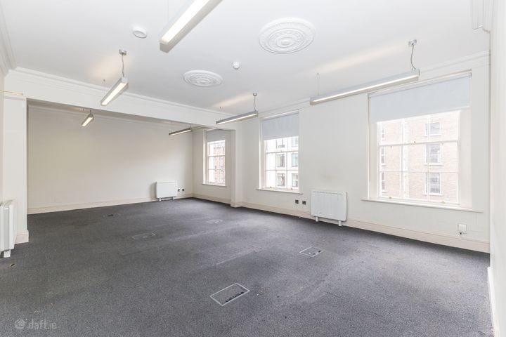 63 Lower Mount Street, Dublin 2