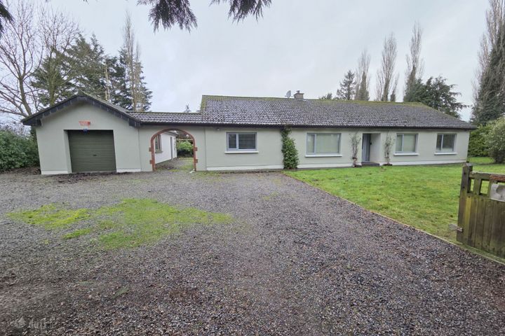 Grange North, Ballycarron, Golden, Cashel, Co. Tipperary, E25HY91