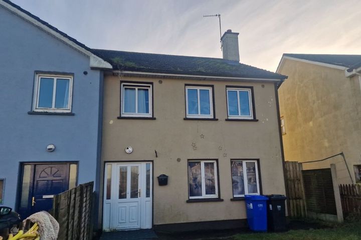 35 Shannon Valley , Ballaghaderreen, Co. Roscommon, F45RW72