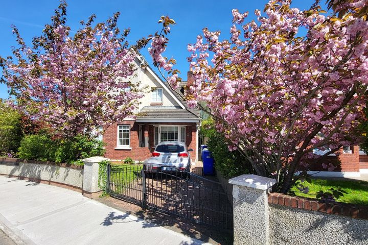 1 Ashbrook, Easton Road, Leixlip, Co. Kildare
