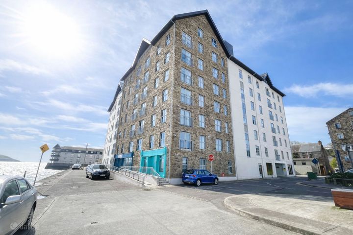 412 Pier Head Apartments, Store Street, Youghal, Co. Cork, P36HE28