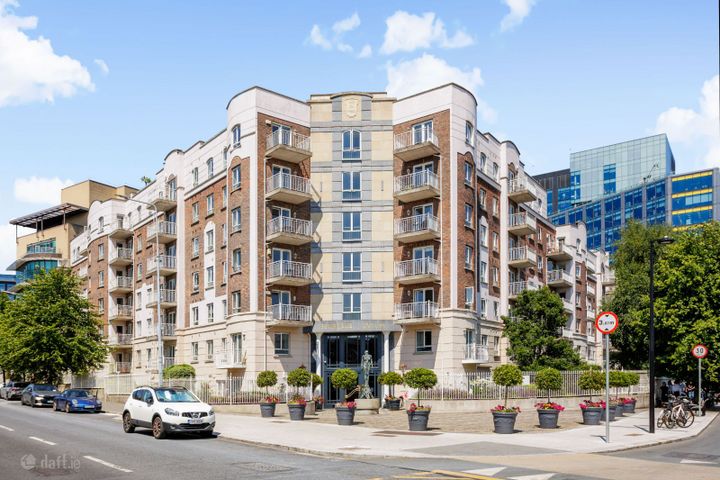 Apartment 95, The Berkeley Block, Pembroke Square, Grand Canal Dock, Dublin 4, D04KR79