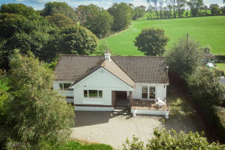 Glenview, Baltimore Road, Skibbereen, Co. Cork, P81CX83