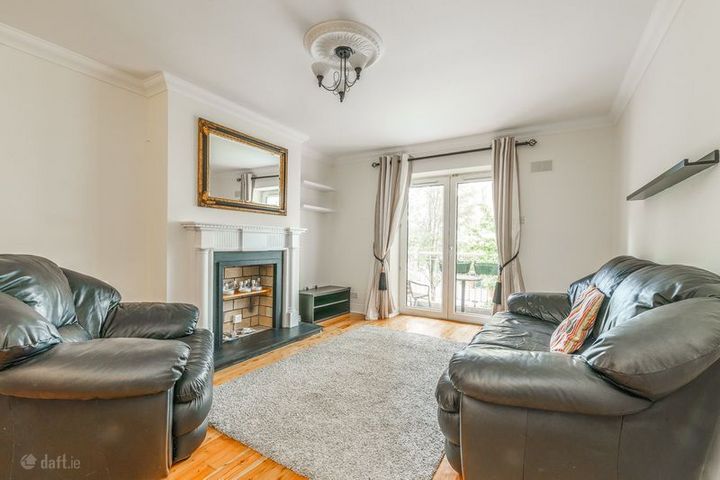 Apartment, The Lansdowne Block, Pembroke Square, Grand Canal Dock, Dublin 4
