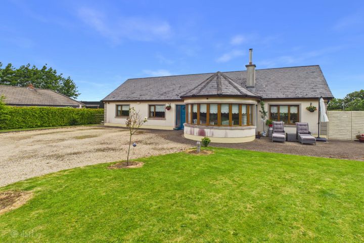 Santa Rosa, Kilsallaghan, Rolestown, Swords, Co. Dublin, K67R243