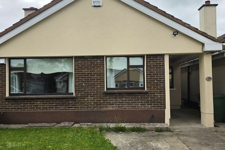 15 Meadow Way, Hartstown, Dublin 15