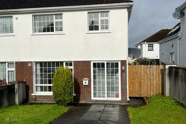 2 Castlehill Park, Turlough Road, Castlebar, Co. Mayo