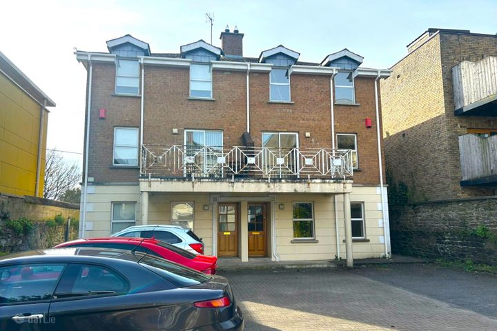 8 Killgar, Jocelyn Street, Dundalk, Co. Louth