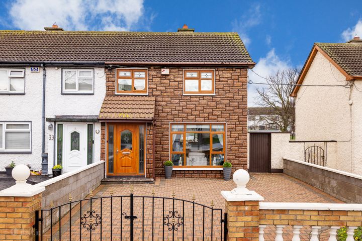 35 St Donaghs Road, Donaghmede, Dublin 13, D13EE04
