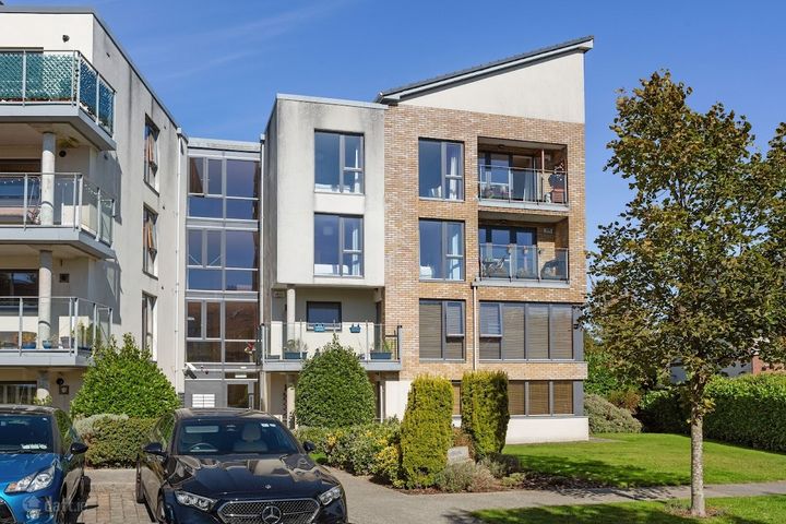 Apt 19 Rockbrae Hall, Ticknock Hill, Sandyford, Dublin 18, Dublin