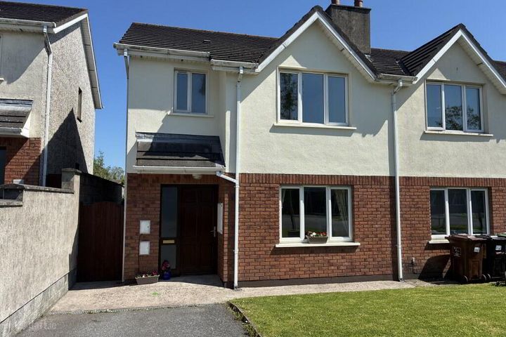 96 Town Court, Dungarvan, Co. Waterford, X35K573