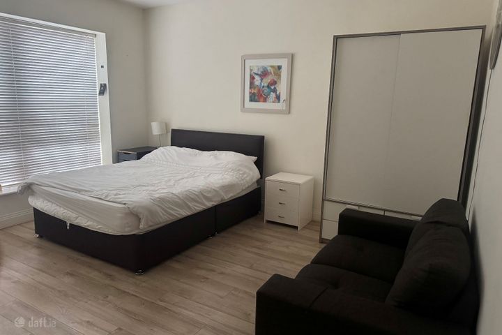 1, Balgriffin, Dublin 13