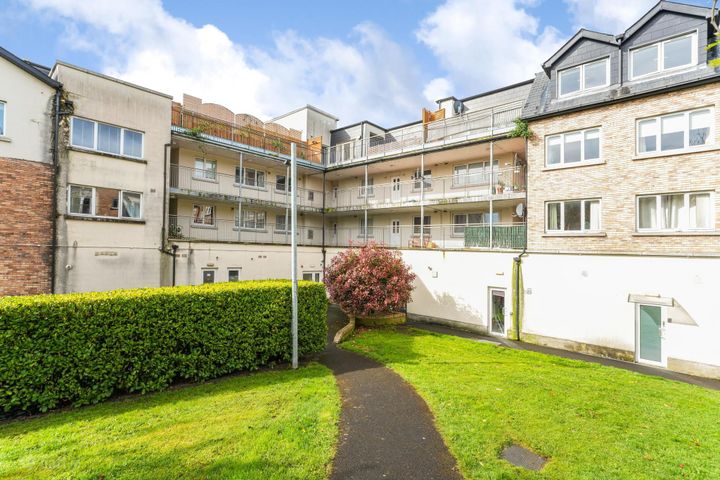 29 Eaton Close, Rathcoole, Co. Dublin