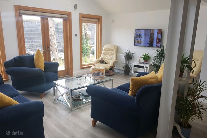 15 Carndonagh lawn Donaghmede , Kilbarrack, Dublin 5