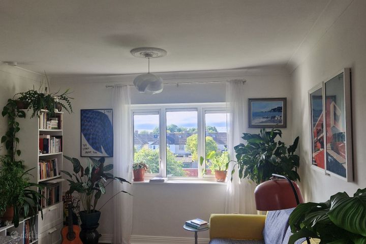 Apartment 50, Whitehall Square, Quarry Drive, Perrystown Dublin 12, Walkinstown, Dublin 12