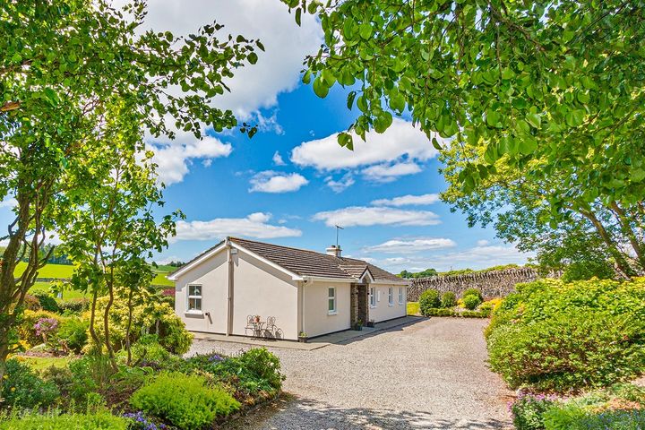 Kennelwood, Maulatrahane, Castlefreke, Clonakilty, Co Cork, P85YT27