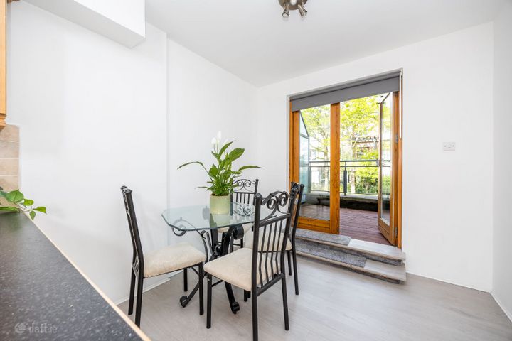 94 Ivy Court, Beaumont Woods, Beaumont, Dublin 9, D09E827 - Photo 3