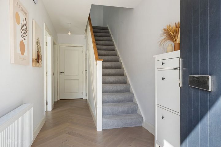 6 Rathborne Row, Ashtown, Dublin 15, D15V3HY - Photo 2