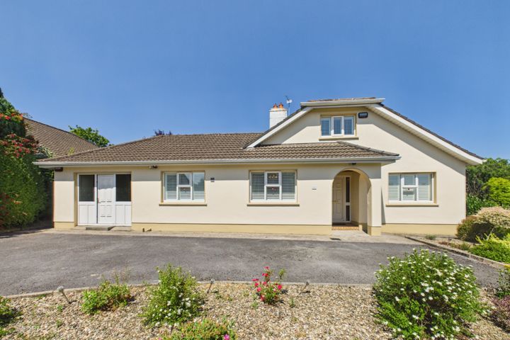 16 Ashfield Park, Gort Road, Ennis, Co. Clare., V95A02F