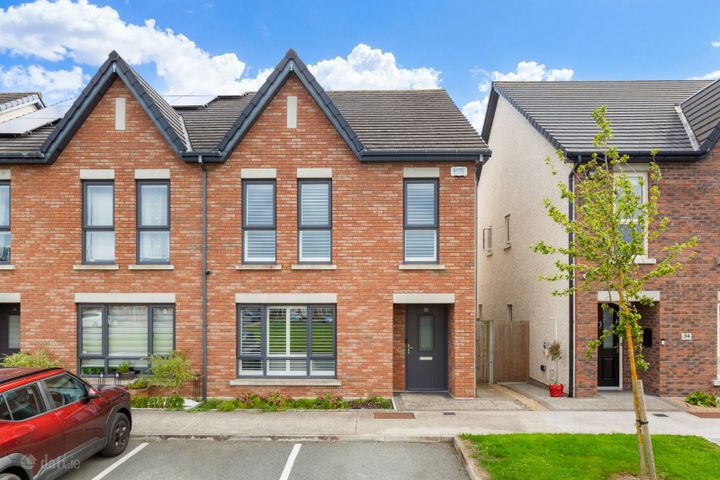 35 Castlefield Hall, Clonsilla, Dublin 15, D15NT6V