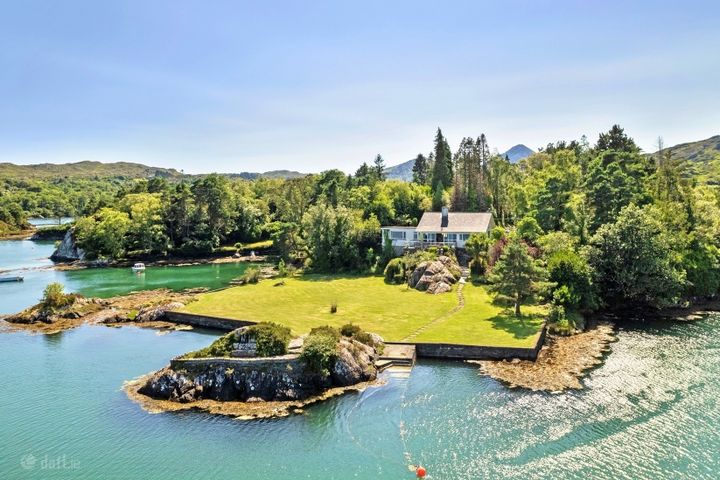 Brylands, Inchintaggart, Glengarriff, Co. Cork, Glengarriff, Co. Cork, P75NA06