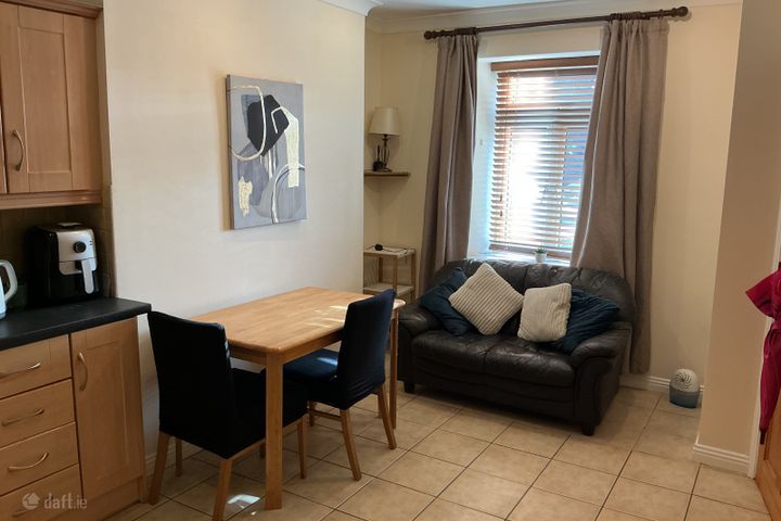 19 Saint Joseph'S Avenue, Henry Street, Galway, Galway City Centre, Co. Galway