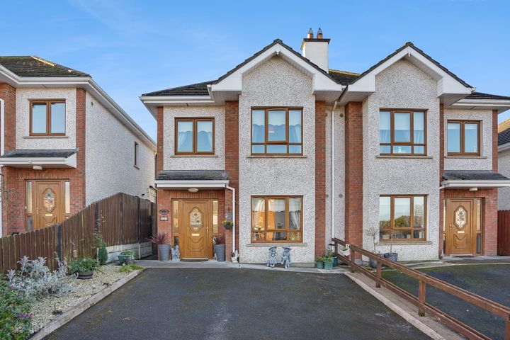 33 An Tor Aonarach, Rocks Road, Kingscourt, Cavan